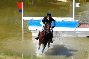 开云体育全站-国际马术盛会中国骑手再创新高，中国马术骑手证